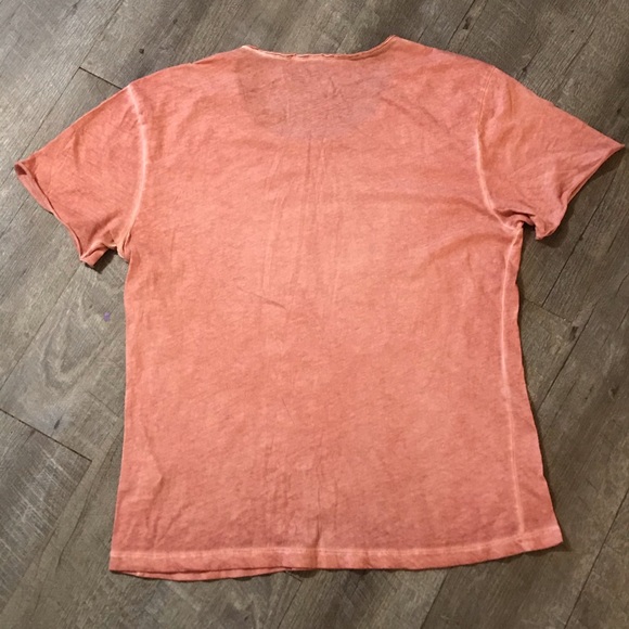 NWOT Zara Men’s Large Aged tshirt - Picture 3 of 3